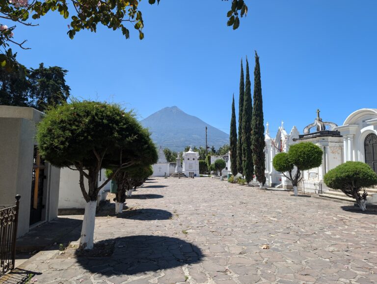 Guatemala with kids: 10 Awesome Things To Do in Antigua